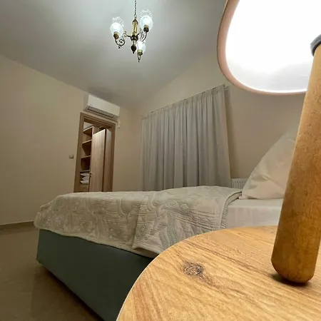 Dino Kalithies